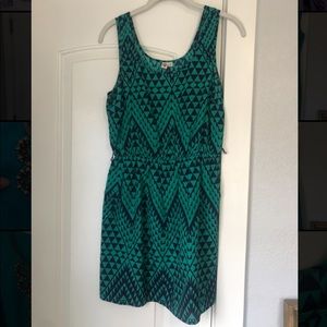 Auw sundress, size M, green and navy with loopholes for a belt